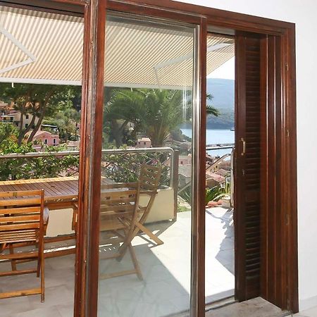Appartamenti Residence Il Porto 13 E 16 포르투 아주로 외부 사진