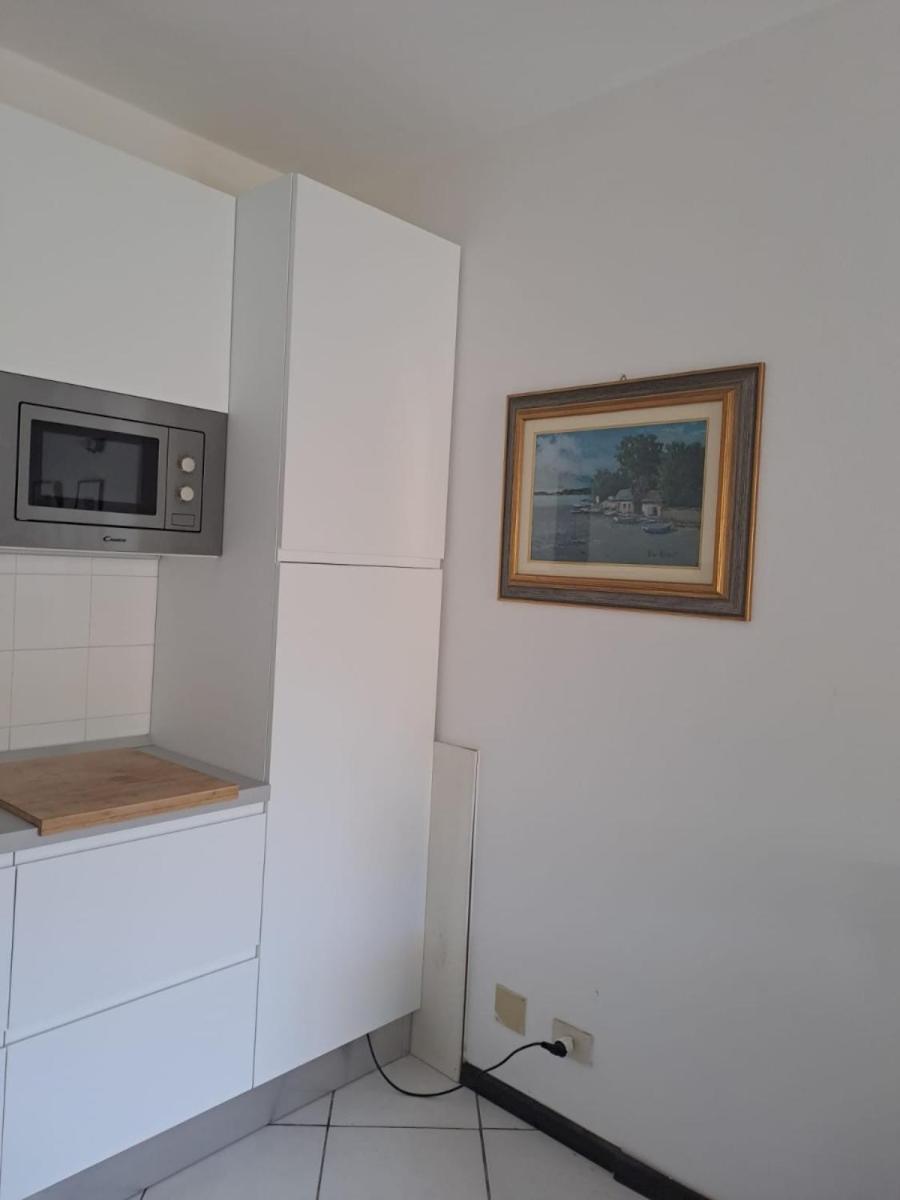Appartamenti Residence Il Porto 13 E 16 포르투 아주로 외부 사진